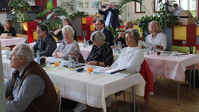 Die Delegierten im Saal.